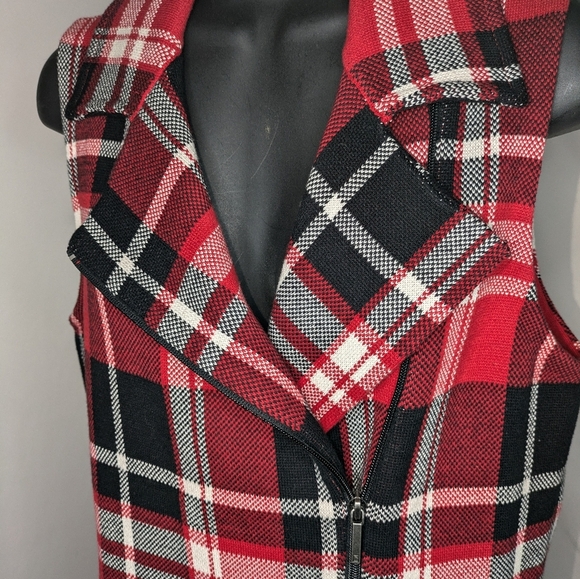 Chaps Plaid Moto Sweater Vest - Picture 5 of 7